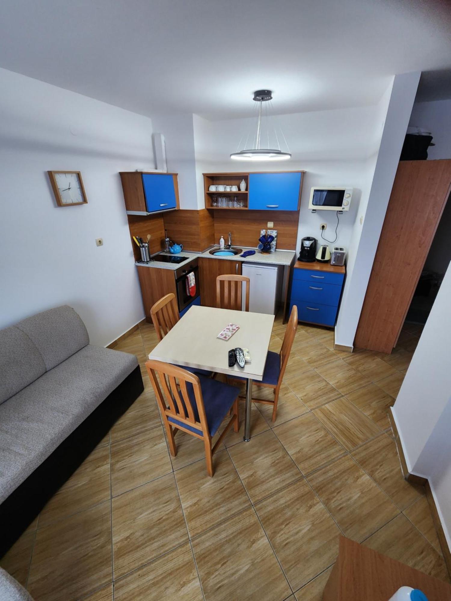 Golden Dreams Apartment 써니비치 객실 사진